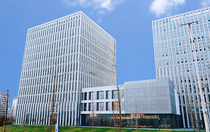 2024年全屋搭配方案趋势分析：从软装陈设到家具定制的整体设计实践
